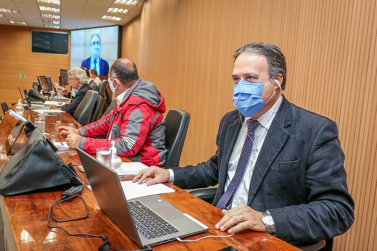 Câmara aprova a alteração de dispositivos da Lei de Uso e Ocupação do Solo, em votação definitiva, e criação do mês de conscientização contra Fake News