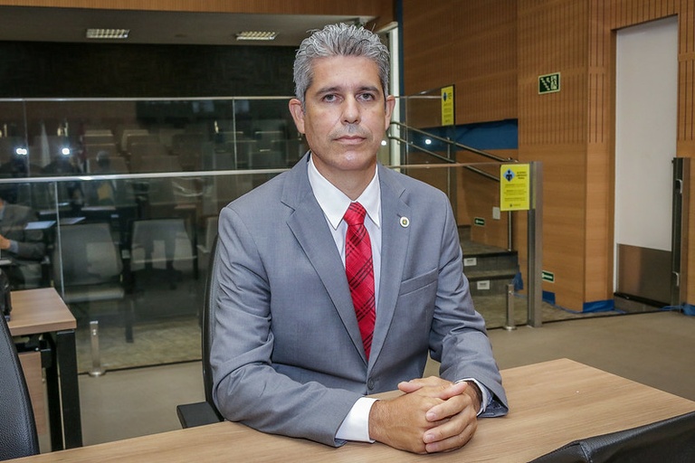Comissão de Economia e Defesa dos Direitos do Consumidor recebe o Procon para discutir abusos das empresas de energia elétrica e de telefonia durante a pandemia