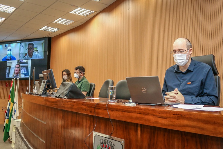 Comissão Especial de Estudos sobre Desburocratização traz representantes do setor de educação infantil particular
