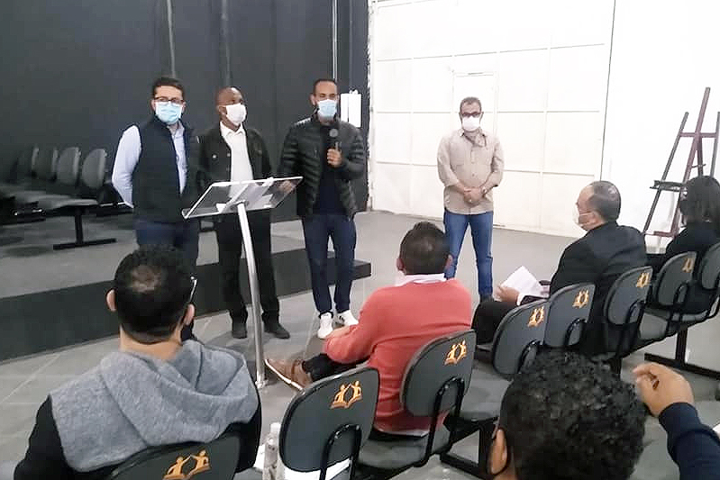 Higor Diego requer informações sobre estudos que embasem redução de limite de velocidade na John Boyd Dunlop e debate tema com secretário Riverete no Campo Grande