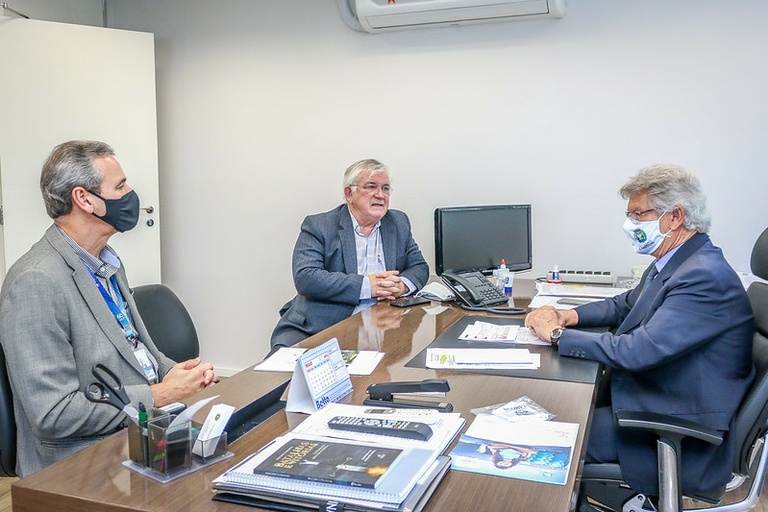 Presidência da Câmara recebe representantes de Viracopos, que pedem apoio da Casa para que haja manutenção da área do aeroporto em relicitação