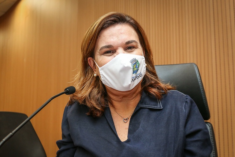 Débora Palermo protesta contra manutenção do Carnaval 2022 no Estado de São Paulo