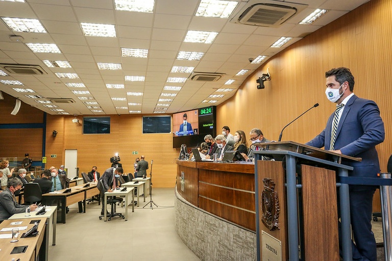 Câmara vota nesta quarta (06) obrigação das comunidades terapêuticas a divulgarem valores recebidos de órgãos públicos e normas para empreendimento para população de baixa renda