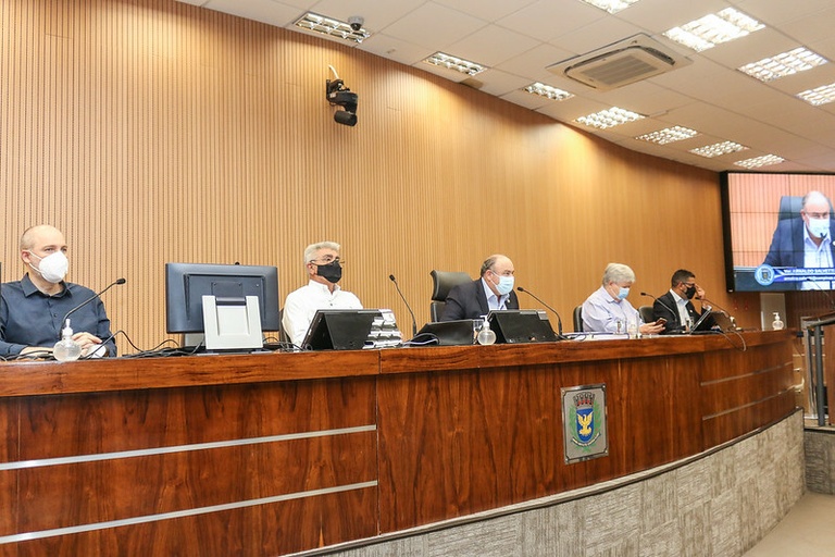 Comissão Especial de Estudos da Revitalização do Centro recebe secretário de Planejamento e Urbanismo