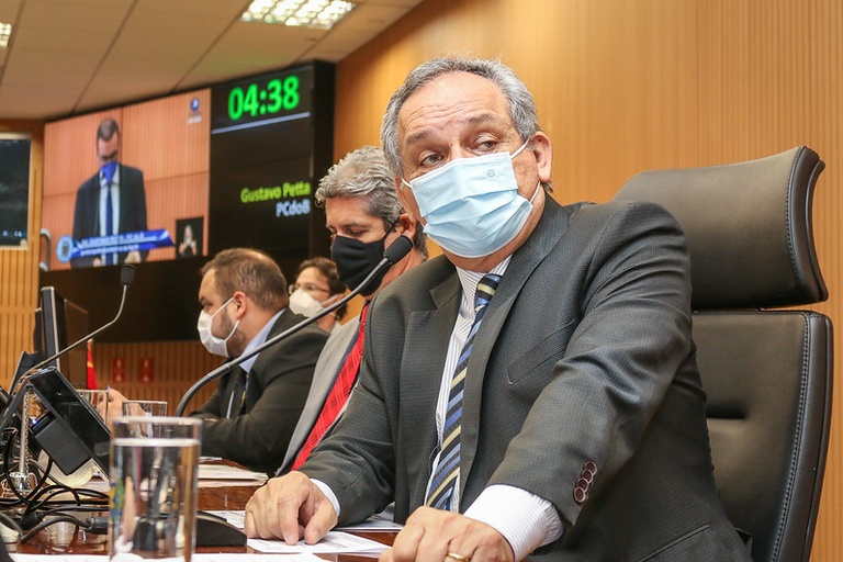 Vereadores aprovam em primeira votação recursos para subsidiar profissionais da área cultural