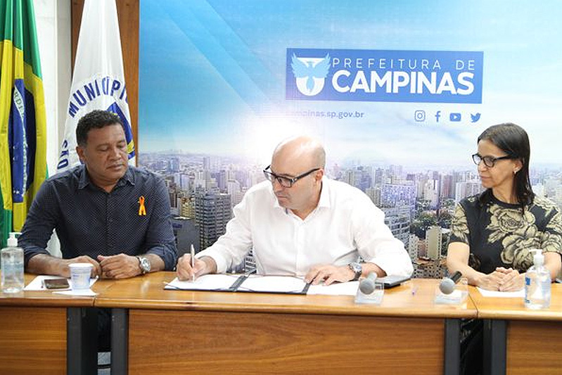 Agora é lei: depois de aprovada na Câmara, proposta de Permínio Monteiro que cria o Ambulatório Veterinário Móvel em Campinas é sancionada
