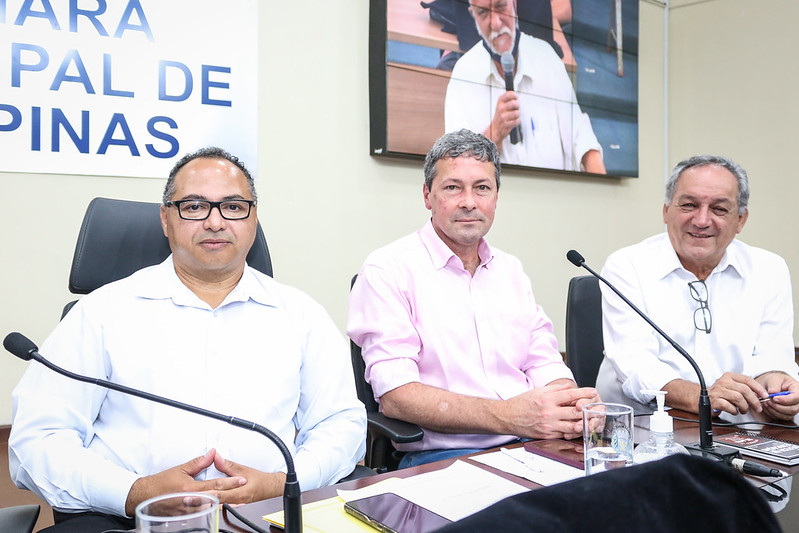 Luiz Rossini, Cecílio Santos e Paulo Bufalo apelam ao governo a criação de uma fonte permanente de recursos para subsidiar o transporte público