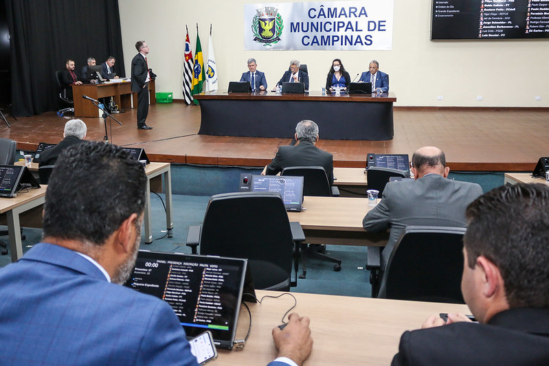 Por unanimidade e em votação definitiva, vereadores aprovam prêmio por superação de meta a servidores da Secretaria Municipal de Finanças