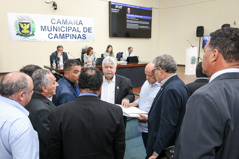 Na última reunião do ano, vereadores aprovam Orçamento de  R$ 9,3 bi para 2023 e todas as Emendas Impositivas