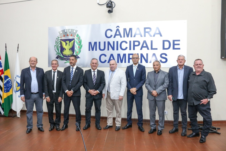 Retrospectiva 2022: em dezembro, Câmara aprova LOA 2023 e emendas impositivas, faz doação de 19 milhões à prefeitura e elege Rossini como novo presidente