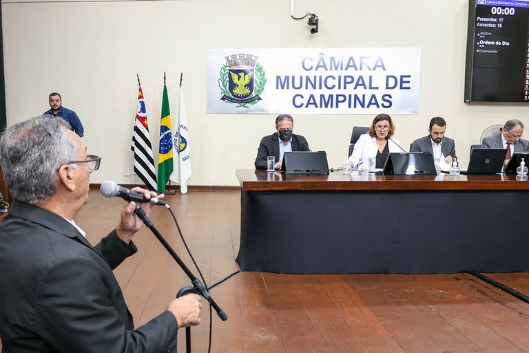 Vereadores aprovam em definitivo Plano de Proteção a Órfãos de Feminicídio; incentivo à revitalização do centro passa em primeiro turno
