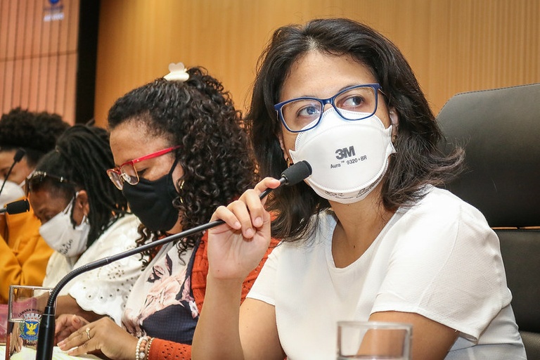 Comissão Permanente da Mulher se reúne nesta quinta (10) para discutir feminicídio