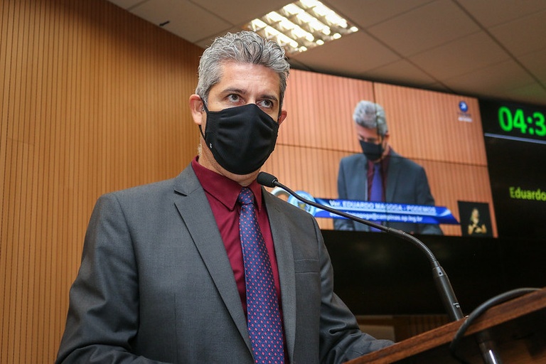Projeto de Eduardo Magoga obriga a instalação de área nos pontos finais de ônibus para descanso, refeição e banheiros para motoristas e fiscais das empresas do transporte coletivo
