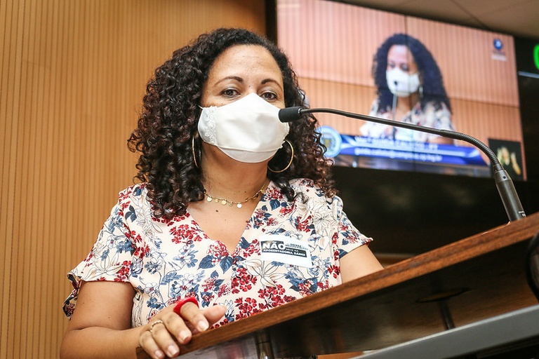 Guida Calixto propõe Comissão de Estudos para discutir a avaliar a importância do funcionalismo público para Campinas