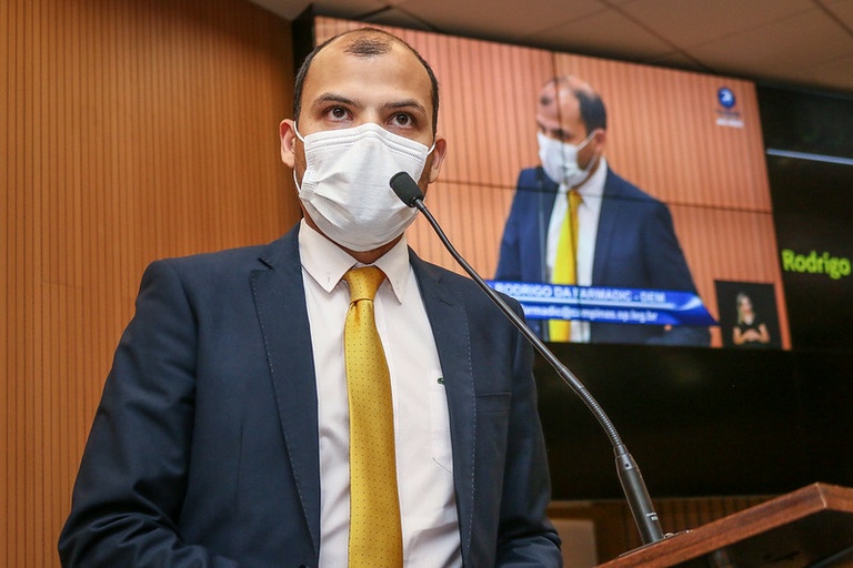 Rodrigo da Farmadic solicita a antecipação da data-base do reajuste salarial dos servidores públicos municipais para amenizar os prejuízos econômicos decorrente da pandemia