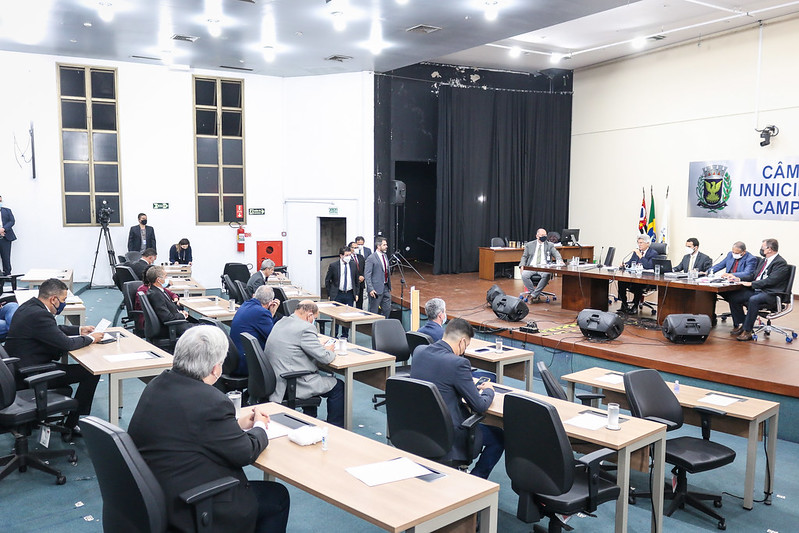Câmara realiza duas reuniões extraordinárias na manhã desta quarta (29) para votar reajuste dos servidores públicos municipais e prêmio por metas na Secretaria de Finanças