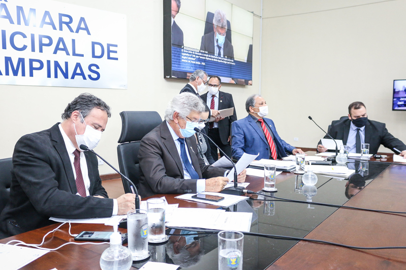 Nesta quarta-feira (15), Câmara vota – em 1ª análise – proposta que dá poder a advogados para atestar autenticidade de cópias de documentos em procedimentos administrativos do município