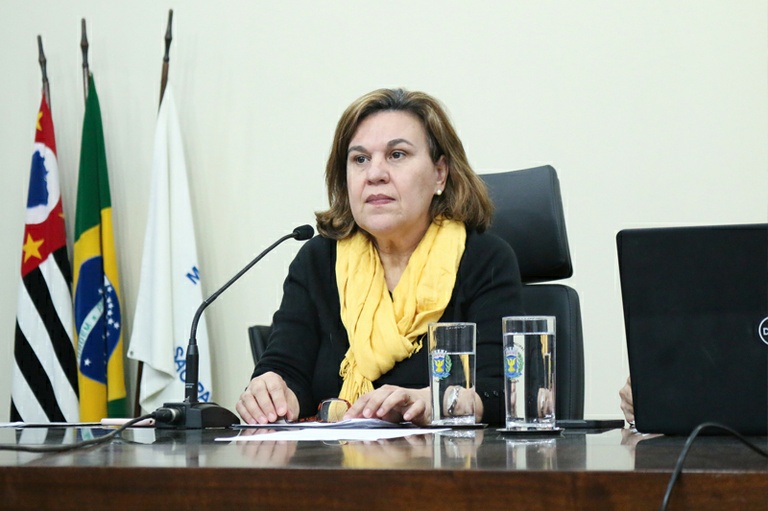 Debora Palermo faz indicação ao Executivo para que reduza jornada de servidores que tenham dependentes com deficiência