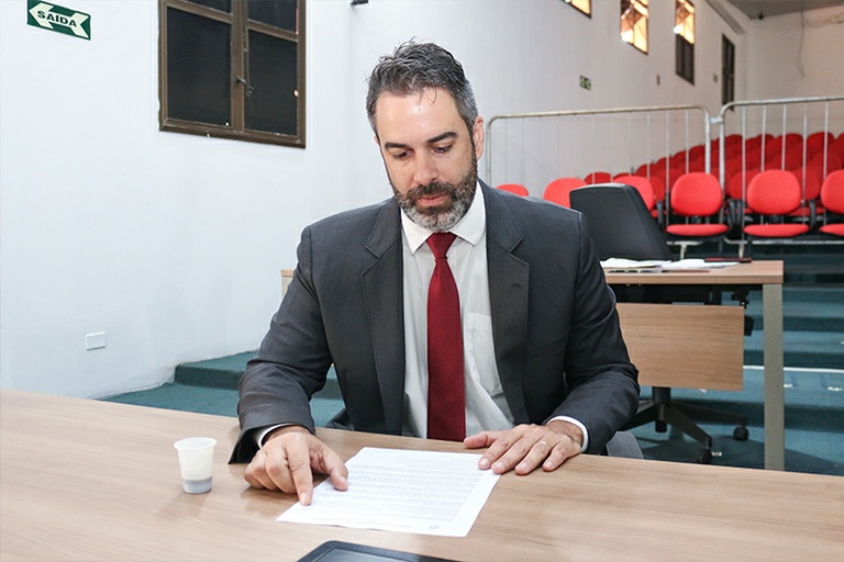Hossri quer presença garantida de acompanhantes terapêuticos de alunos autistas em escolas públicas de Campinas