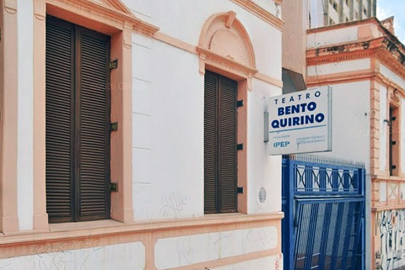 Na primeira sessão no Teatro Bento Quirino, na segunda-feira (9), Câmara vota em definitivo o uso facultativo de máscaras para crianças nas escolas