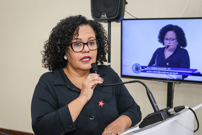 Guida Calixto protocola Projeto de Lei para criar Ouvidoria do SUS de Campinas