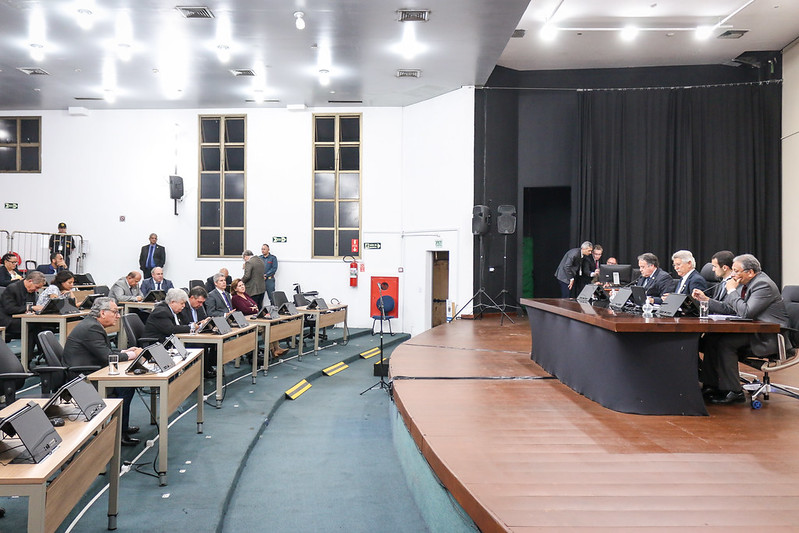 Nesta quarta (14), Câmara vota em 1ª análise a criação de 275 cargos na Educação e, de maneira definitiva, adequação de vencimentos de agentes de Saúde