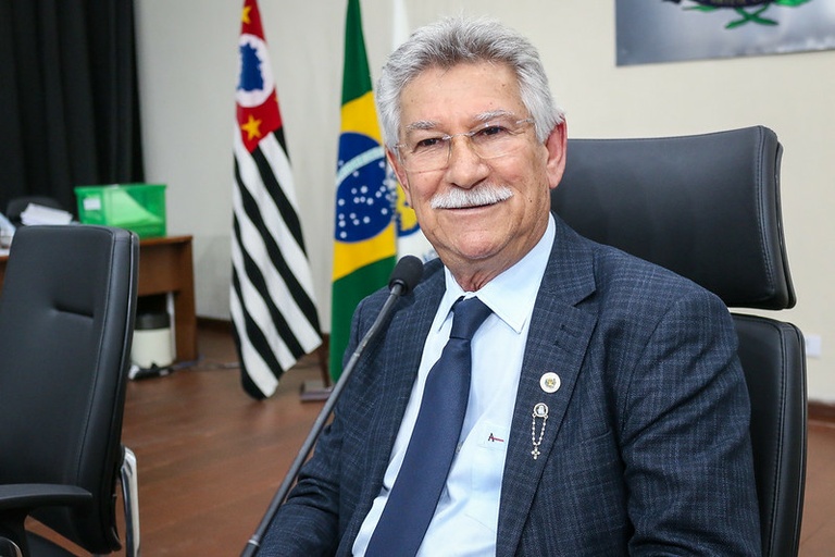 Zé Carlos entrega dois Títulos de Cidadão Campineiro nesta terça (27)