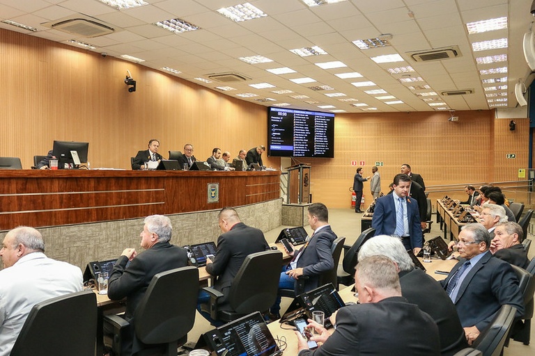 Câmara vota – em 1ª análise – Projeto de Lei que obriga prefeitura a colocar placas de alerta em locais com alto índice de acidentes de trânsito