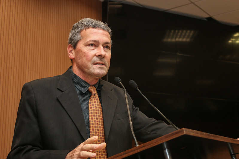Paulo Bufalo apresenta Projeto de Lei para regulamentar recolhimento de medicamentos vencidos em farmácias