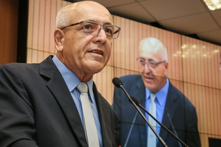 Rubens Gás demanda, à prefeitura, instalação de cercas elétricas e porta com detector de metal em todas as escolas municipais