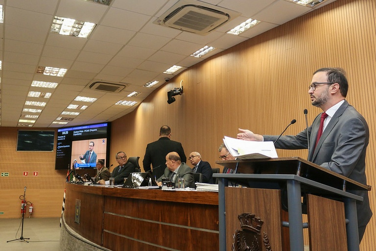 Câmara aprova, em definitivo, Projeto de Lei que garante direito de mulheres serem acompanhadas por doulas durante o parto e pós-parto em maternidades e hospitais de Campinas