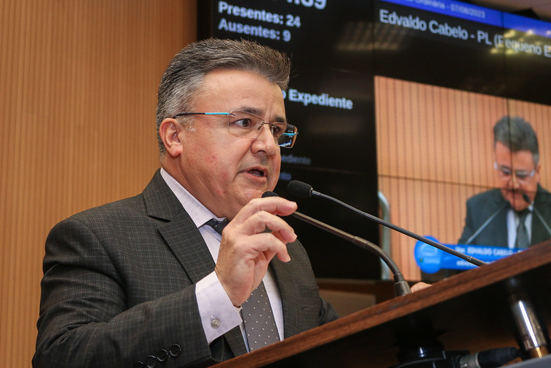Edvaldo Cabelo propõe em PL a implantação do Programa de Incentivo à Formação de Cabeleireiros e Barbeiros