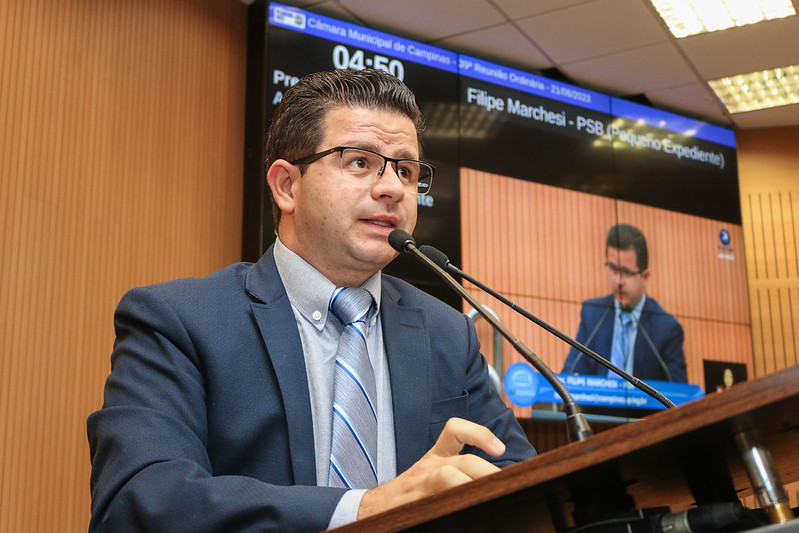 Projeto de Lei de Filipe Marchesi proíbe uso de celulares e outros dispositivos eletrônicos nas escolas municipais de Campinas