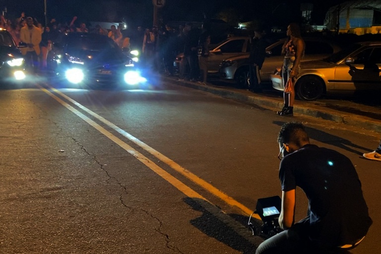 TV Câmara: palco de filme de ação, Jardim Nova América é o destaque do Meu Bairro na TV; programa também tem receita local de Costela no Bafo