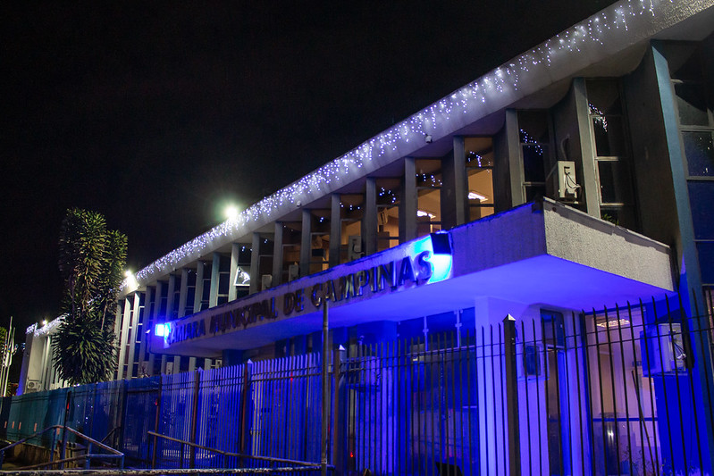 Câmara ficará fechada até a manhã de 3 de janeiro e deseja Boas Festas a todos!