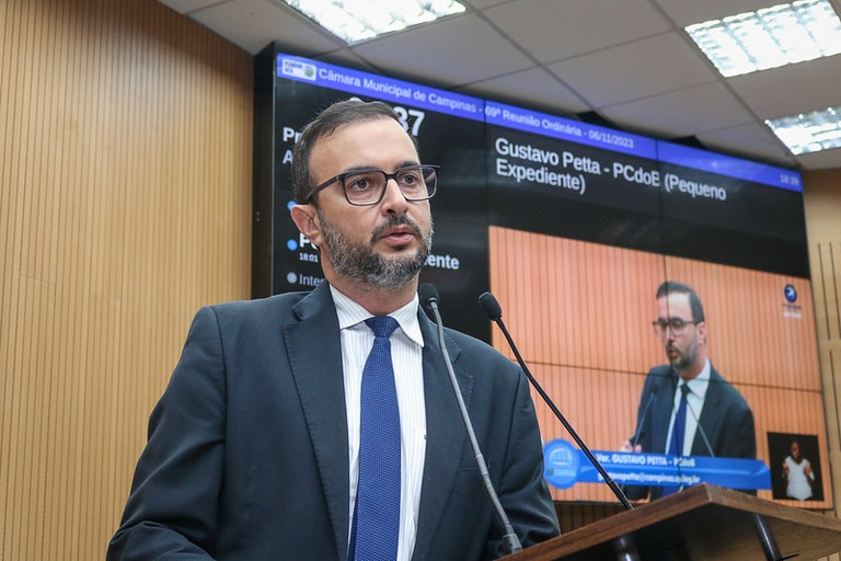 Gustavo Petta protocola Projeto de Lei que torna obrigatória distribuição gratuita de água em eventos de Campinas
