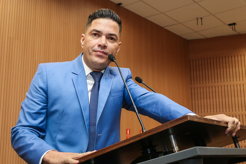 Em indicação, Otto Alejandro demanda pavimentação e recapeamento em ruas no entorno da escola Maria Pavanatti Fávaro