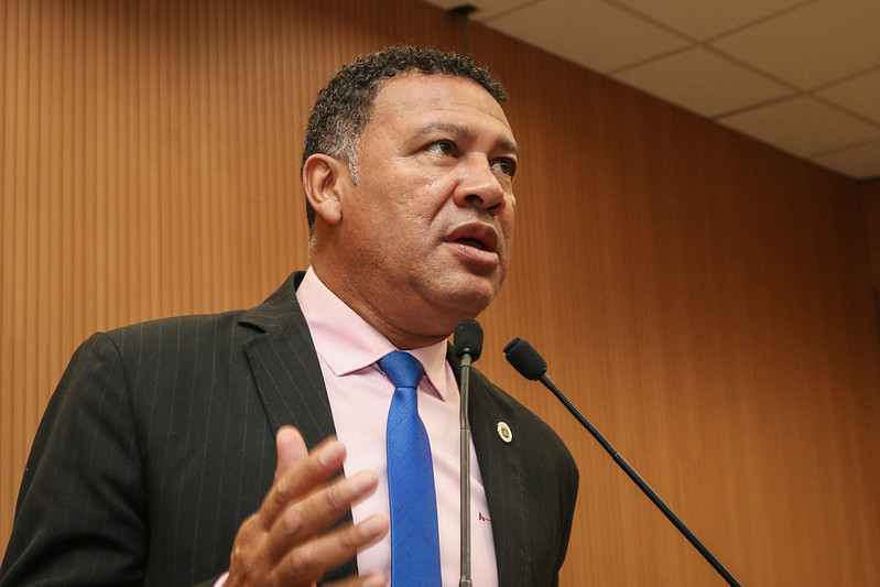 Em moção, Permínio Monteiro protesta contra o veto do governador de São Paulo ao projeto Menstruação sem Tabu