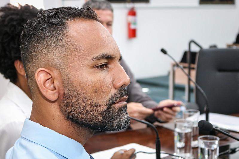 Higor Diego protocola Projeto de Lei com objetivo de garantir merenda escolar nas férias a alunos da rede municipal