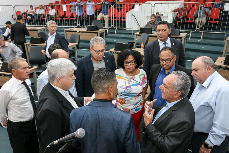 Partidos definem lideranças de bancadas na Câmara de Campinas