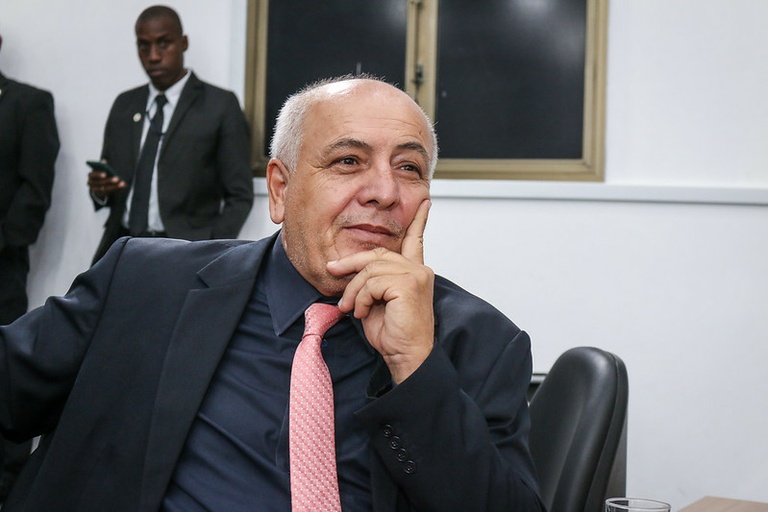 Projeto de Lei de Rubens Gás obriga Prefeitura a colocar intérprete de Libras em eventos públicos oficiais