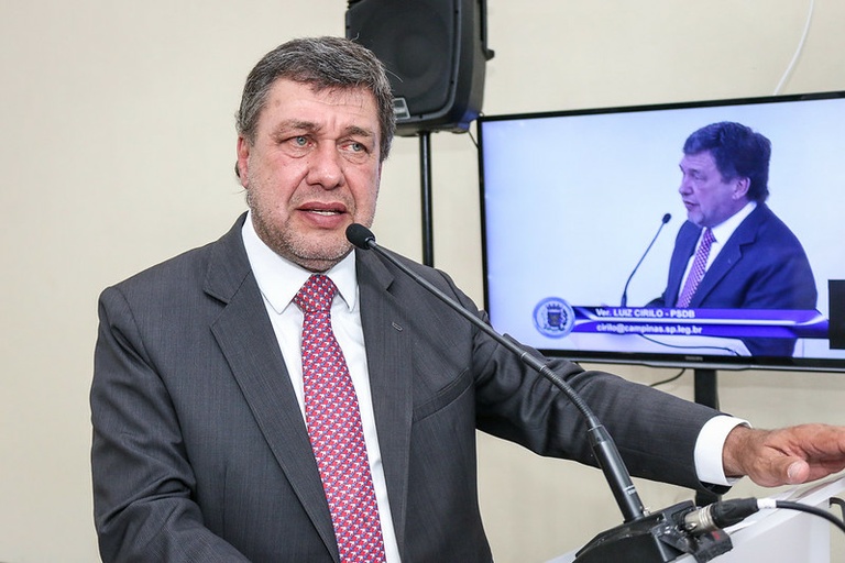 Projeto de Luiz Cirilo determina a poda preventiva e corretiva de árvores em todas as áreas públicas da cidade
