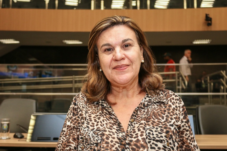 Debora Palermo homenageia as Famílias Acolhedoras de Campinas
