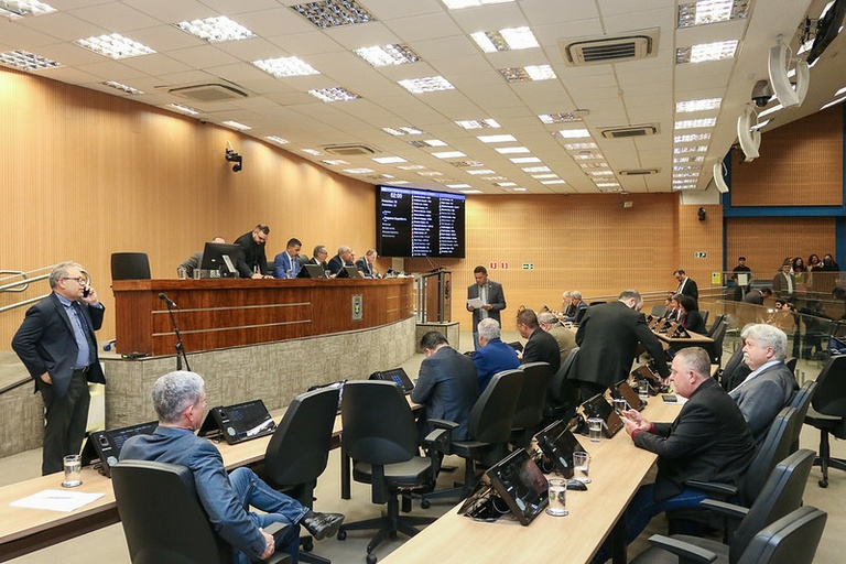 Câmara faz duas Reuniões Extraordinárias em sequência na manhã desta quinta-feira (29): reajuste de servidores e combate à febre maculosa estão em pauta