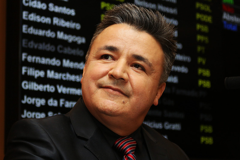 Edvaldo Cabelo toma posse como vereador na Reunião Ordinária desta quarta-feira (7)