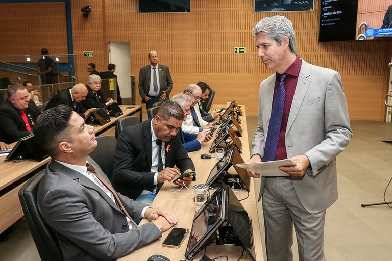 Vereadores votam, em 1ª análise, instalação de dispositivo sonoro para auxiliar deficientes no Transporte Coletivo e liberação de acesso a wi-fi gratuita em todas as unidades de Saúde de Campinas