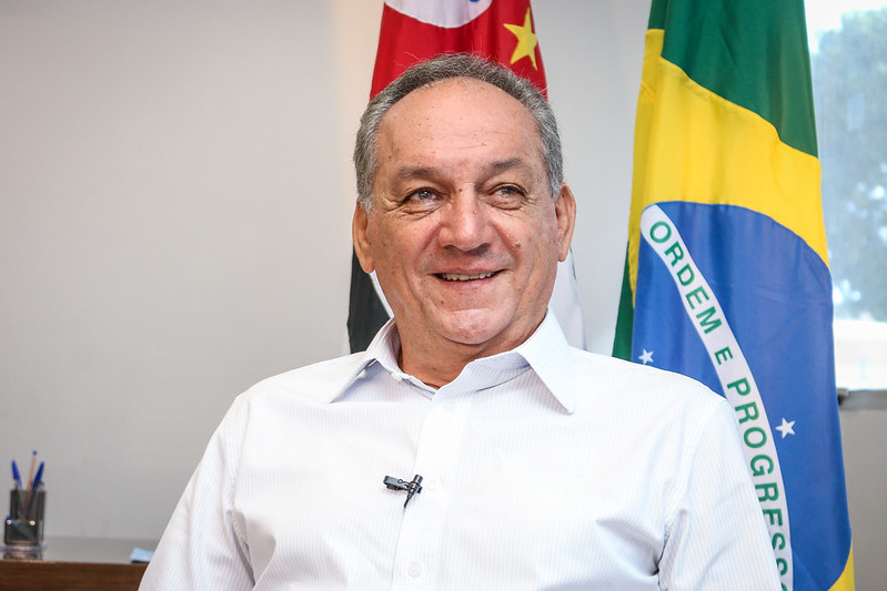 A convite de Luiz Rossini, CPFL Energia apresenta na Câmara o balanço sobre a retirada de fios inutilizados dos postes da cidade
