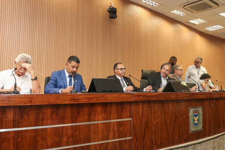 Câmara promove duas Audiências Públicas em sequência nesta quarta (3) para debater desafetações de imóveis e alterações no plano de cargos da Setec