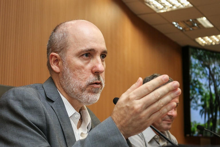 Comissão sobre a População em Situação de Rua recebe a secretária de Assistência Social para apresentar as políticas públicas de acolhimento no município