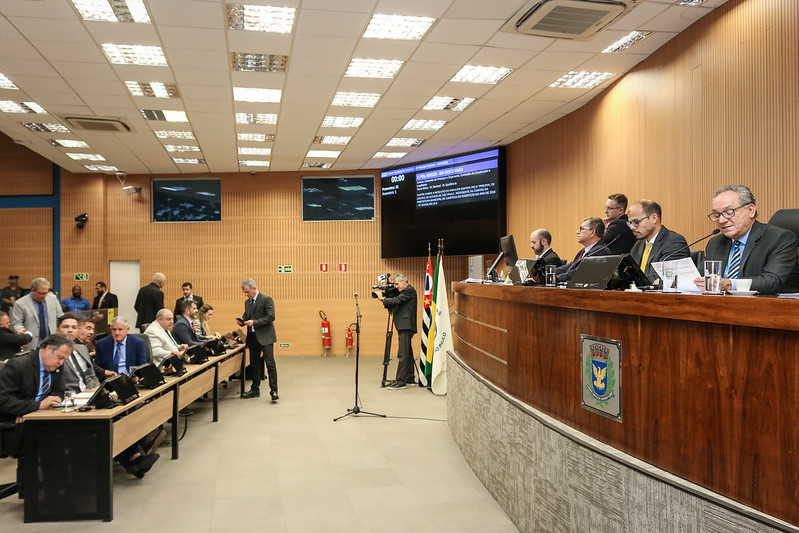 Câmara vota, em definitivo, novo regulamento para dar transparência ao uso de veículos pelo poder público e Política Municipal de Prevenção à Corrupção   